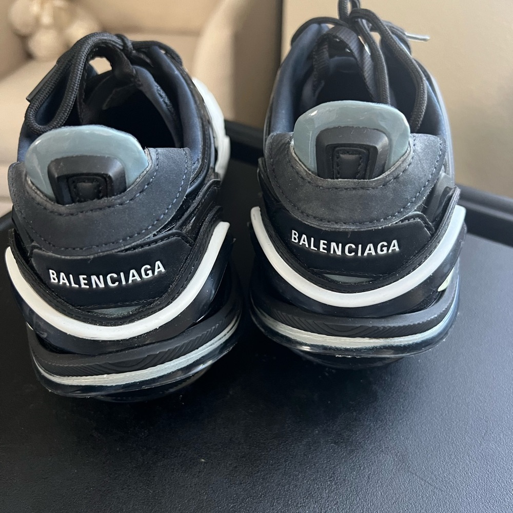 Balenciaga designer women tennis shoes size 39 - Picture 2 of 7
